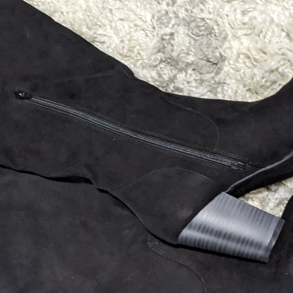 Basic black boots size 8.5 - Picture 2 of 5